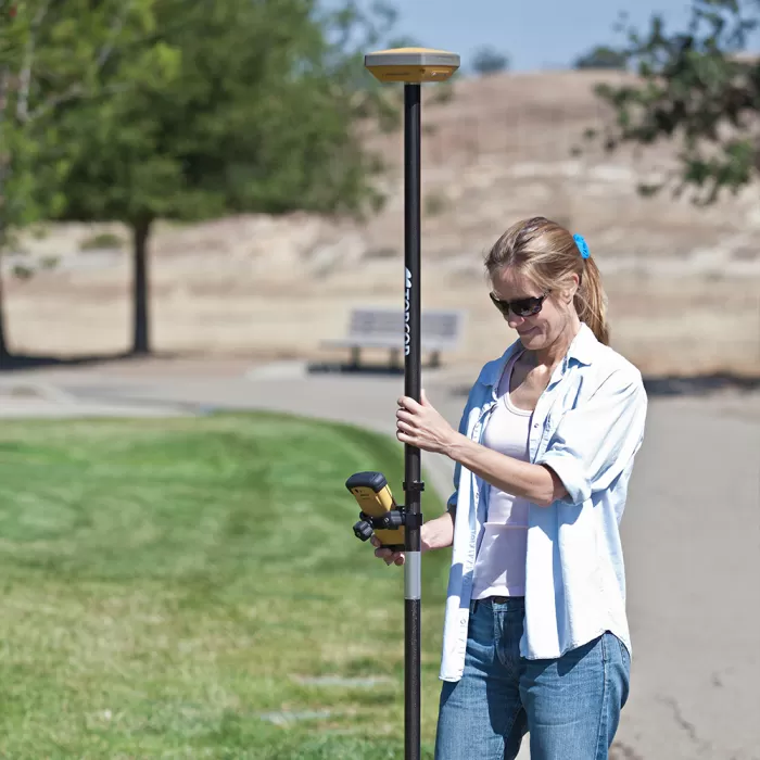 Геодезичний приймач ГНСС TOPCON HiPer SR